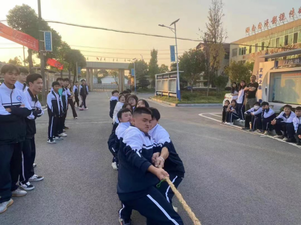 岳陽市江南通信職業(yè)技術(shù)學校,岳陽江南學校,岳陽江南通信學校,岳陽職業(yè)學校